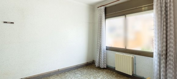 3 bedrooms Apartment in Badalona, Spain No. 133975 17