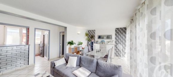 Квартира с 2 спальнями в Сен-Кантен, Франция № 305540 4