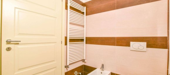 3 Schlafzimmer Villa in Bee, Italy, Nr. 278043 27