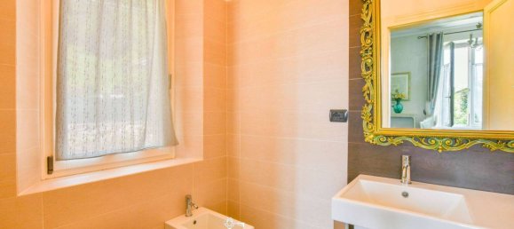 3 Schlafzimmer Villa in Bee, Italy, Nr. 278043 41