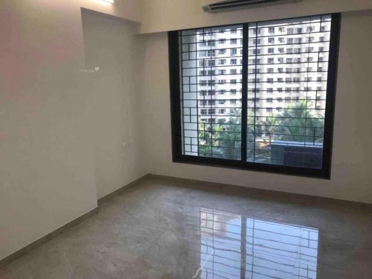 Casa de 3 dormitorios en Mumbai, India No. 8071