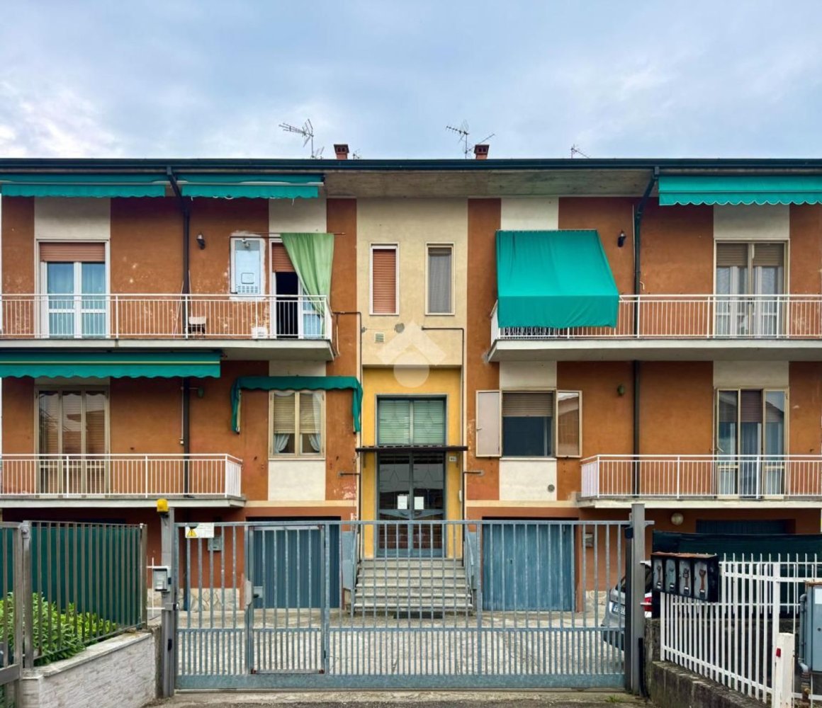 3 chambres Appartement à Broni, Italy No. 360883