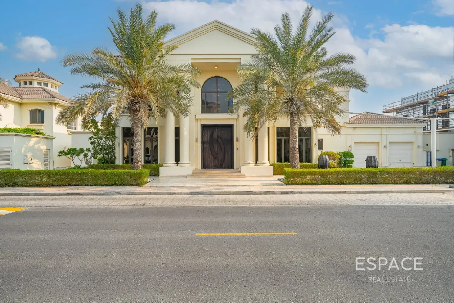 9 bedrooms Villa for sale in Palm Jumeirah, Dubai, UAE № 209101