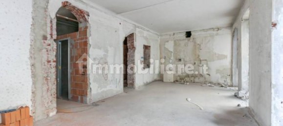 3 bedrooms Apartment in Milan, Italy No. 337492 3