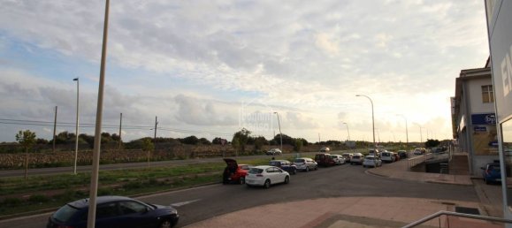 1450m² Commercial property in Mahon, Spain No. 4144 3