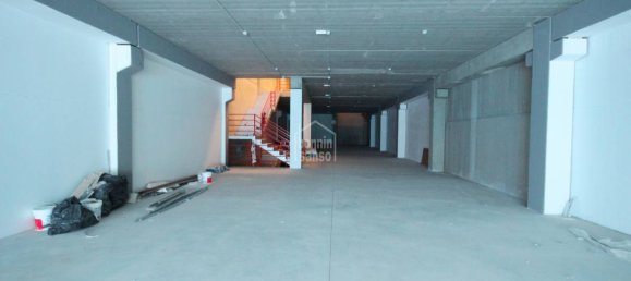 1450m² Commercial property in Mahon, Spain No. 4144 10