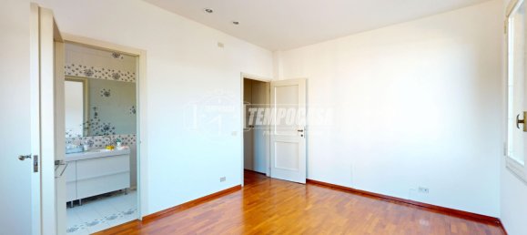 2 bedrooms Apartment in Carpi, Italy No. 378250 20