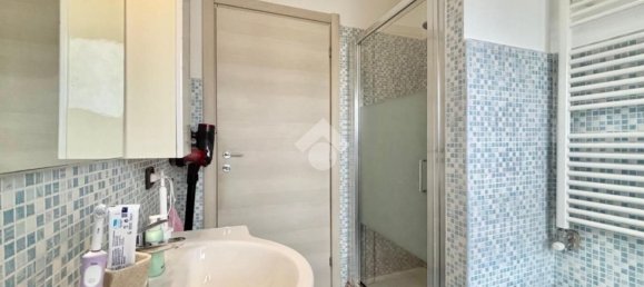 3 rooms Apartment in Giussano, Italy No. 334556 11