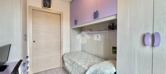 3 rooms Apartment in Giussano, Italy No. 334556 4