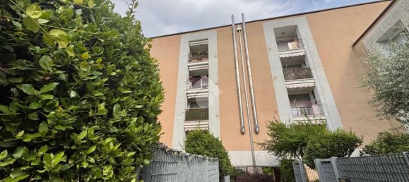3 rooms Apartment in Giussano, Italy No. 334556 12