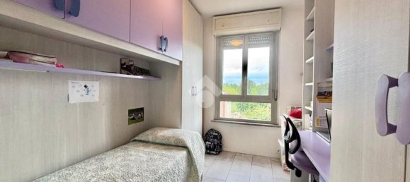 3 rooms Apartment in Giussano, Italy No. 334556 2