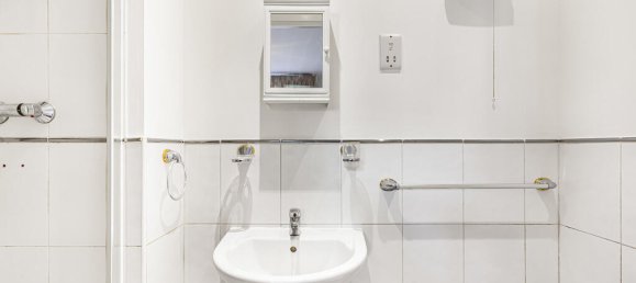 2 bedrooms Apartment in Surrey, United Kingdom No. 8603 8