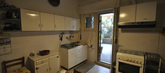 1 bedroom Apartment in Rome, Italy No. 311221 32