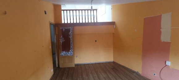2 bedrooms Penthouse in Burgos, Spain No. 126637 4