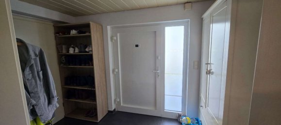 Квартира с 3 спальнями в Штормарн, Германия № 284094 14