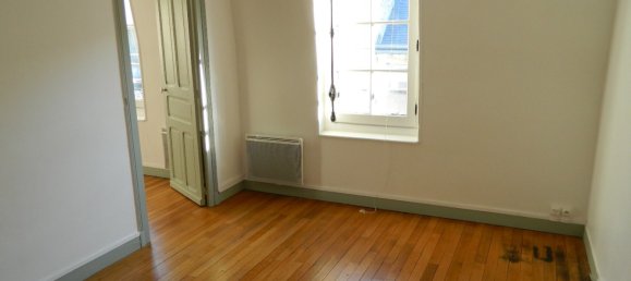 1 bedroom Duplex in Blois, France No. 233035 8