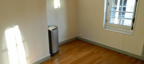 1 bedroom Duplex in Blois, France No. 233035 7