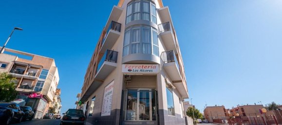 Apartamento T2 em San Miguel de Salinas, Spain N.º 149397 25