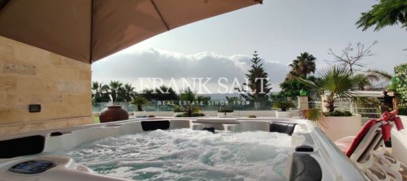 Bungalow de 3 dormitorios en Burmarrad, Malta No. 4675 2