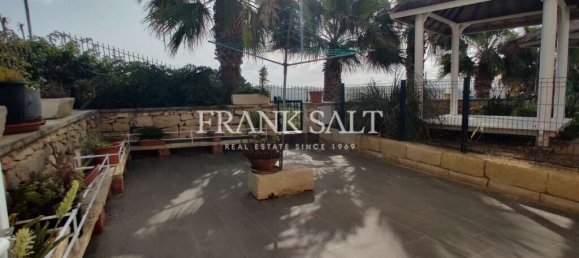 Bungalow de 3 dormitorios en Burmarrad, Malta No. 4675 4