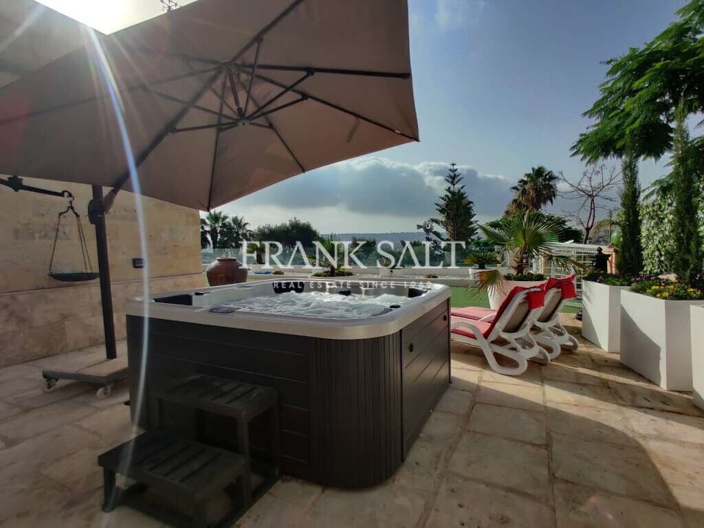 Bungalow de 3 dormitorios en Burmarrad, Malta No. 4675