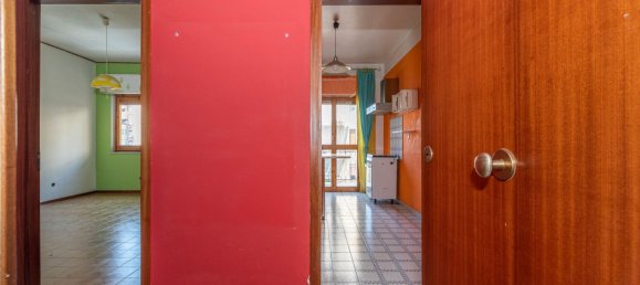2-salle Appartement à Palermo, Italy No. 49905 6
