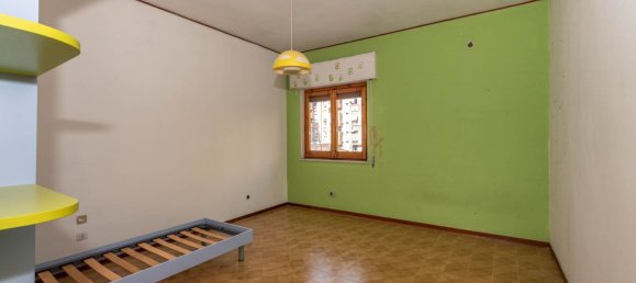 2-salle Appartement à Palermo, Italy No. 49905 10