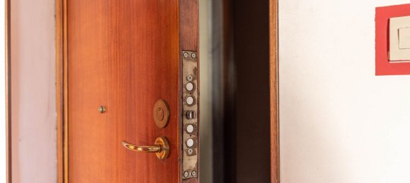 2-salle Appartement à Palermo, Italy No. 49905 7