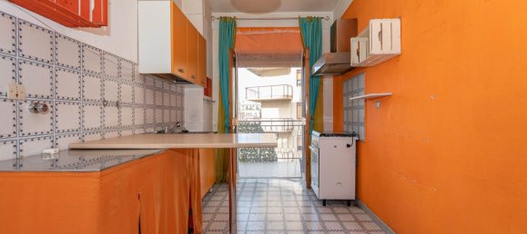 2-salle Appartement à Palermo, Italy No. 49905 14