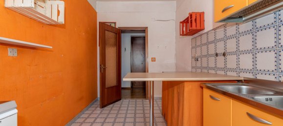 2-salle Appartement à Palermo, Italy No. 49905 13