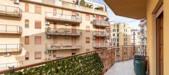 2-salle Appartement à Palermo, Italy No. 49905 25