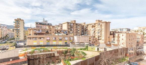 2-salle Appartement à Palermo, Italy No. 49905 26