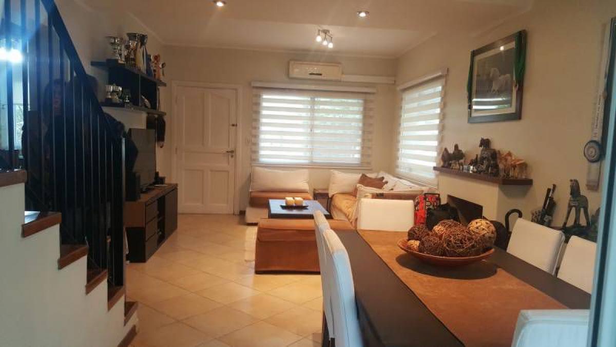 3 bedrooms House in Pilar, Argentina No. 99380