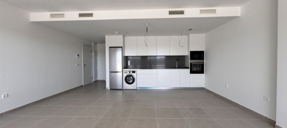 2 bedrooms Apartment in Estepona, Spain No. 137969 7