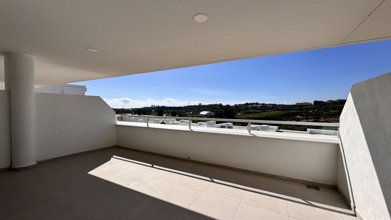 2 bedrooms Apartment in Estepona, Spain No. 137969