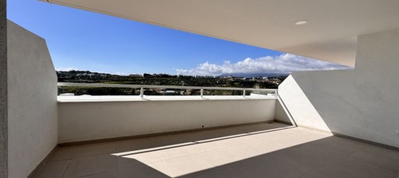 2 bedrooms Apartment in Estepona, Spain No. 137969 10