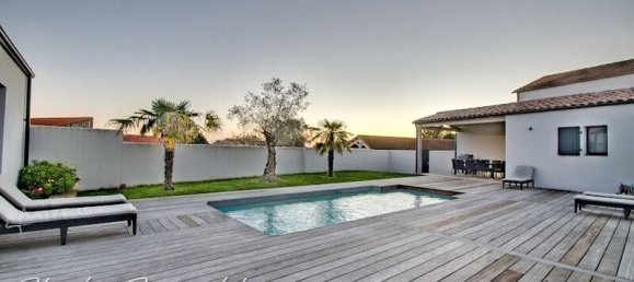 5 bedrooms House in Marsilly, France No. 321077 23