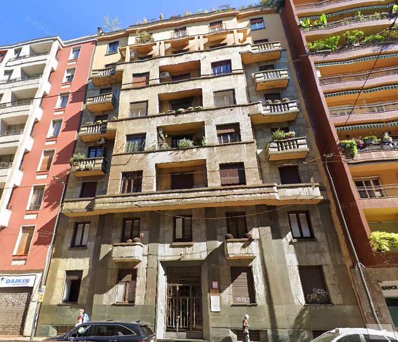 2 bedrooms Apartment in Milan, Italy No. 326742