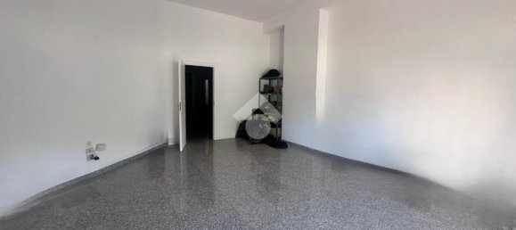 2 rooms Office in Cosenza, Italy No. 353955 5
