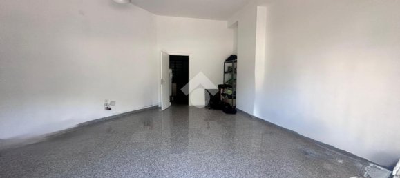 2 rooms Office in Cosenza, Italy No. 353955 3