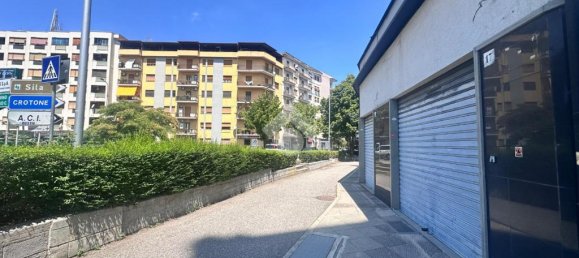 2 rooms Office in Cosenza, Italy No. 353955 15