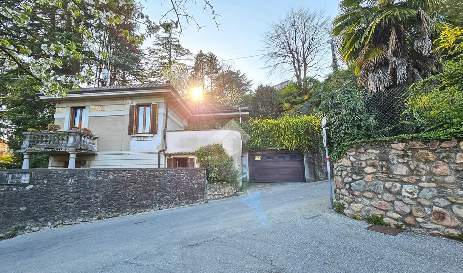 3 rooms Villa in Induno Olona, Italy No. 85959