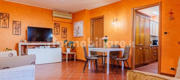 2 bedrooms Apartment in Bricherasio, Italy No. 195572 6