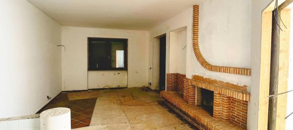 Вилла с 9 комнатами в Авеллино, Италия № 111239 8