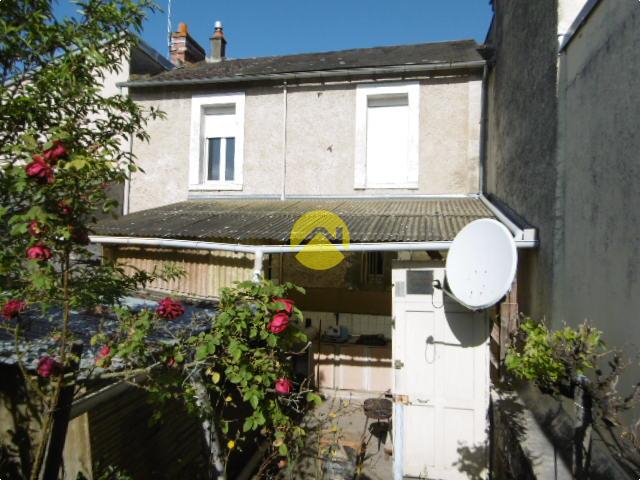 4 Schlafzimmer Stadthaus in Le Blanc, France, Nr. 67190