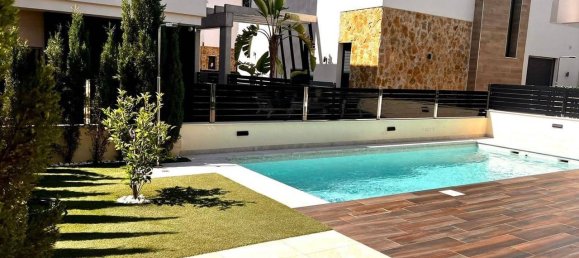 3 bedrooms House in Dehesa De Campoamor, Spain No. 188340 4