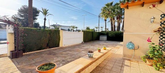 3 bedrooms Villa in Cabo Roig, Spain No. 184722 17