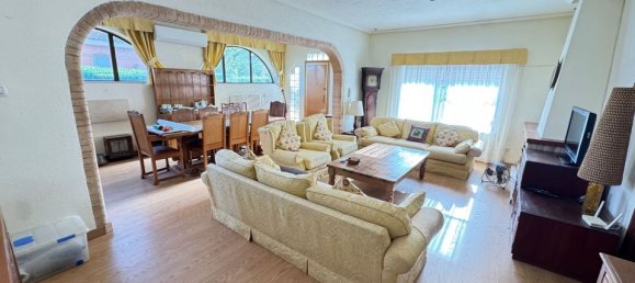 3 bedrooms Villa in Cabo Roig, Spain No. 184722 5