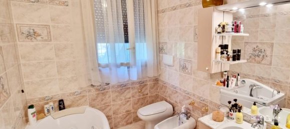 6 rooms Villa in Santa Marinella, Italy No. 90539 8