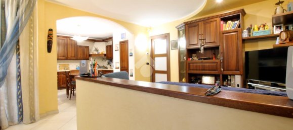 4-Zimmer Wohnung in Rivoli, Italy, Nr. 101877 3